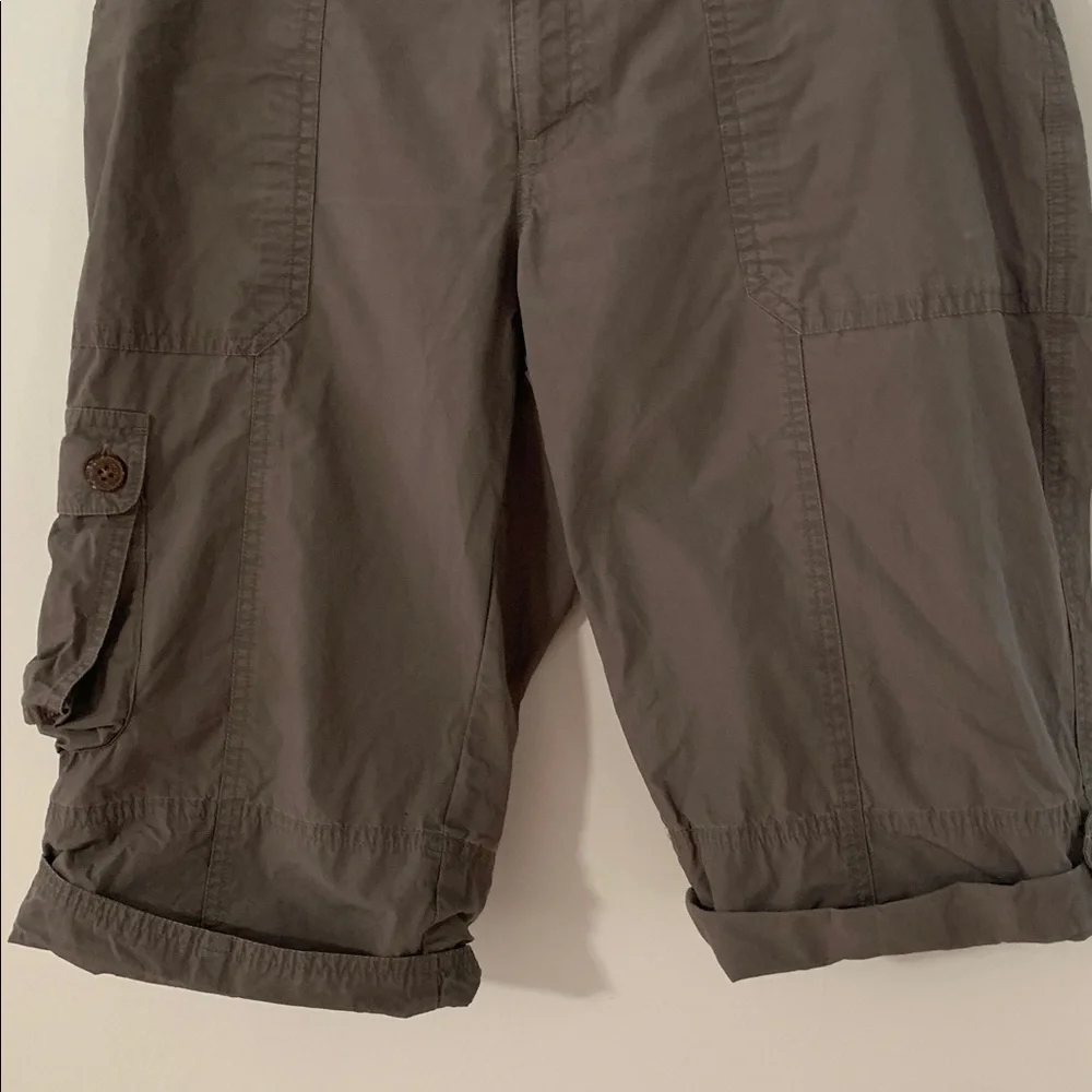 Patagonia Women’s Super Cali Roll Up Cargo Bermuda Shorts Gorpcore Hiking